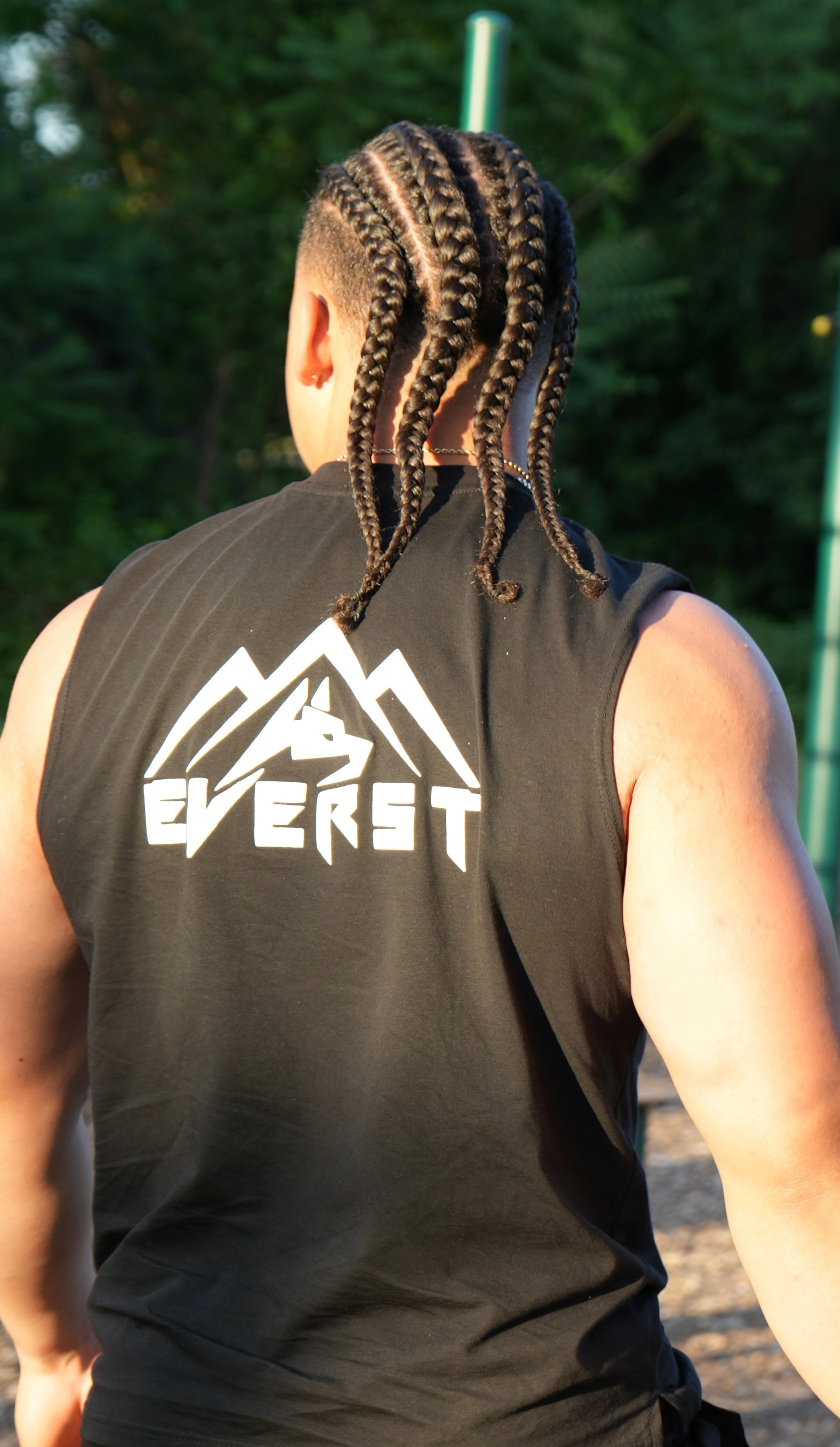 Oversize tanks